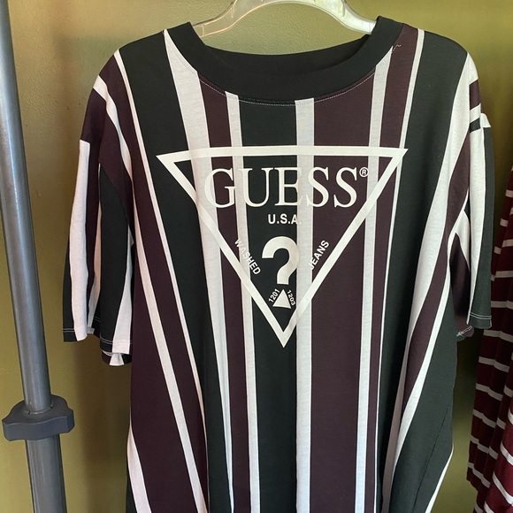 GUESS JEANS Tee - Picture 2 of 7